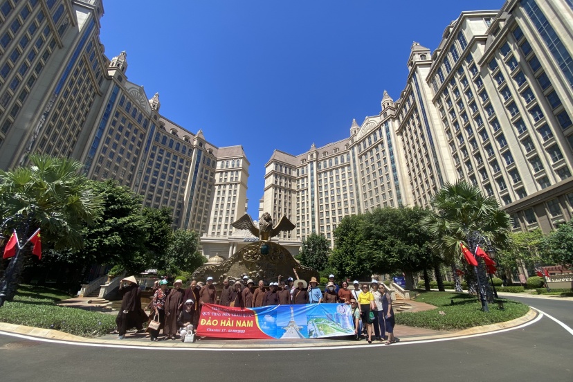 CHARTER  ĐẢO HẢI NAM ĐÁNG ĐI MỘT LẦN 